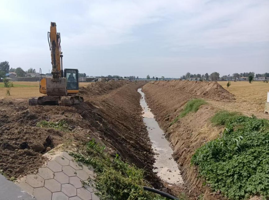 當地對水利設施進行檢修維護。商丘市委督查室供圖